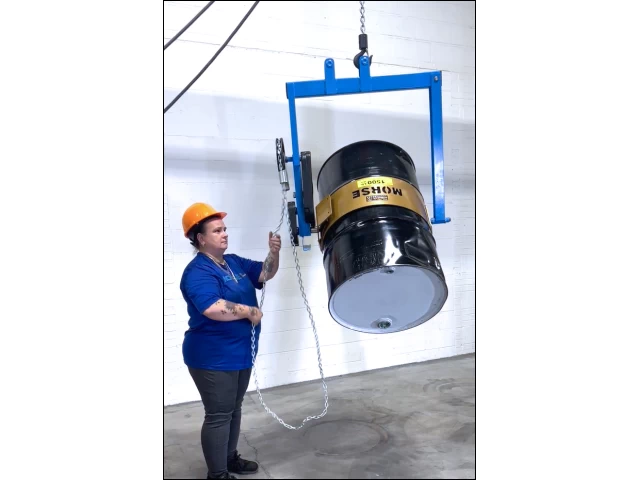185A-HD Lift and Pour Drum with Hoist video thumbnail image