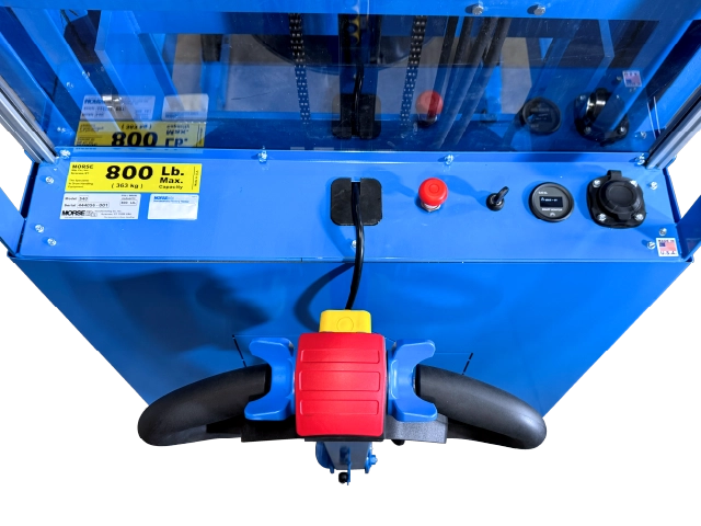 Morse 540 Power-Propelled Vertical-Lift Drum Handling Equipment