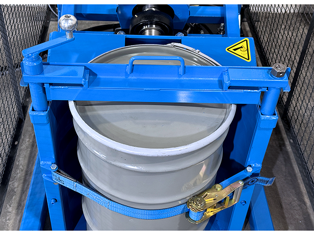 Secure Top Clamps with Clamp Handle