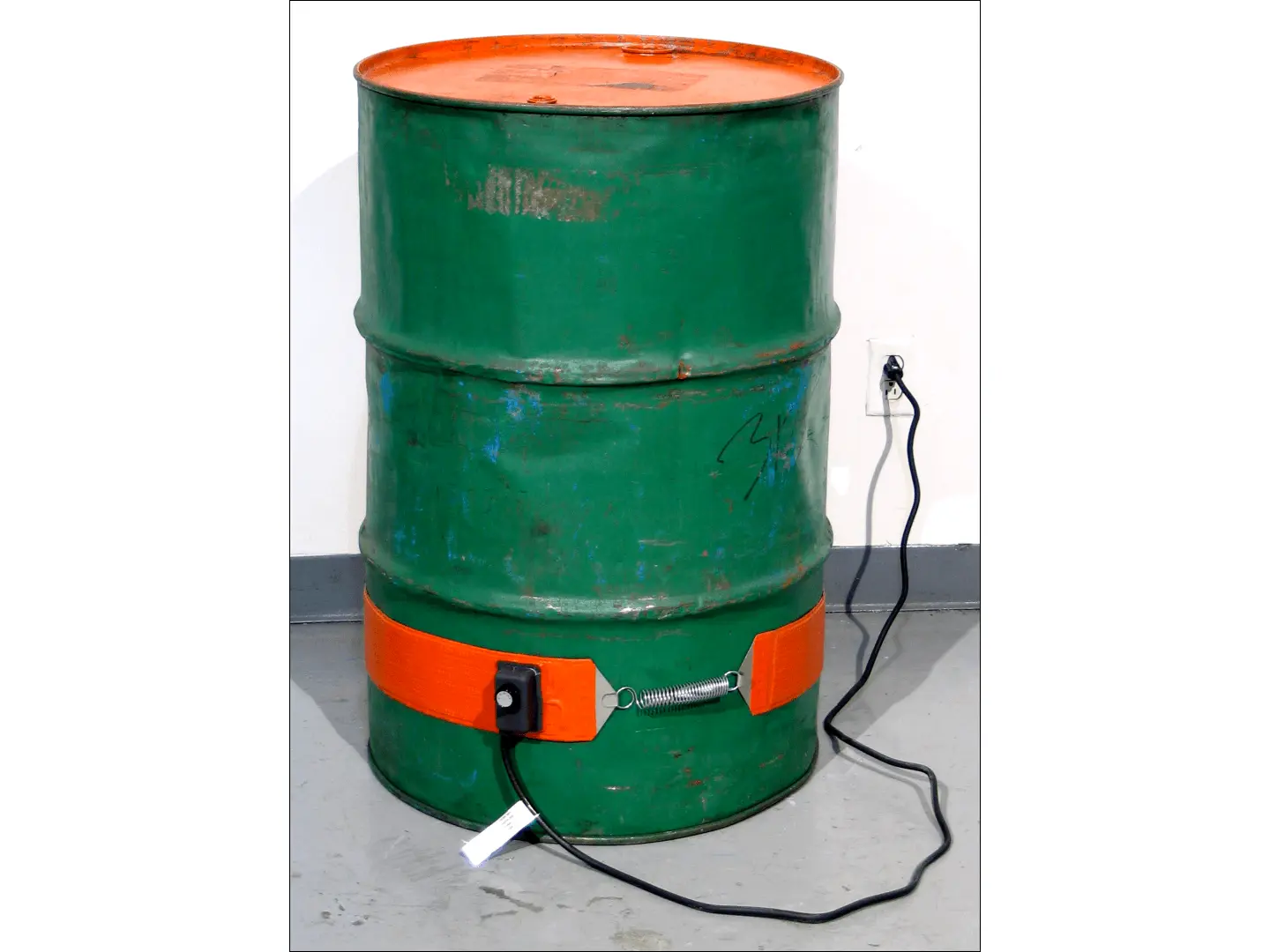 Drum Heater to heat the contents of a metal drum - Model 710-55-115 shown