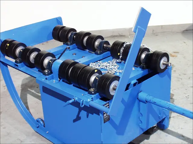 Factory Installed Option POLY-201 to roll a plastic drum on 201 Series Portable Drum Roller 